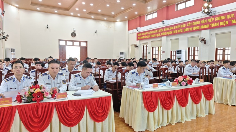 Đại biểu tham dự hội nghị