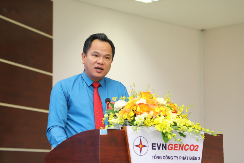 Đồng chí Bùi Văn Thắng, Chủ tịch công đoàn EVNGENCO2, thay mặt Đoàn chủ tịch trình bày các báo cáo.