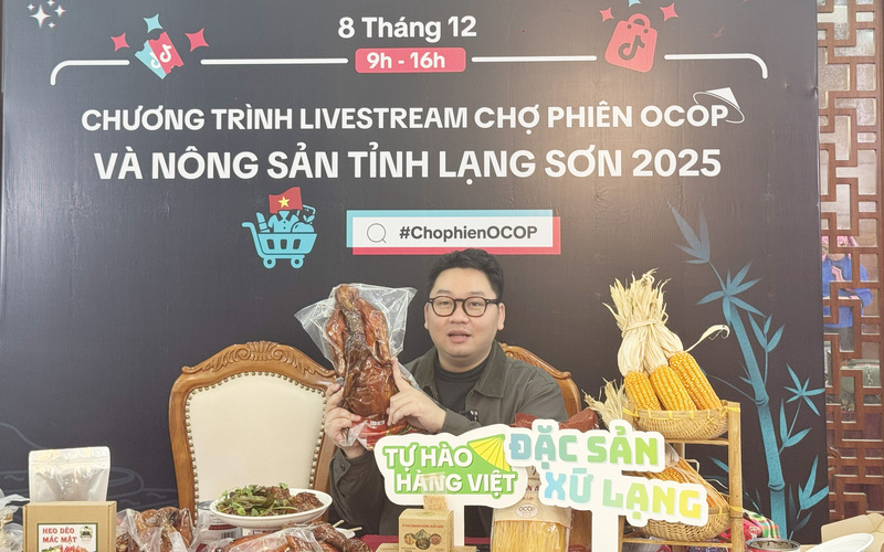 Lần đầu tiên sản phẩm Vịt quay Lạng Sơn được bán trực tuyến trên TikTok Shop