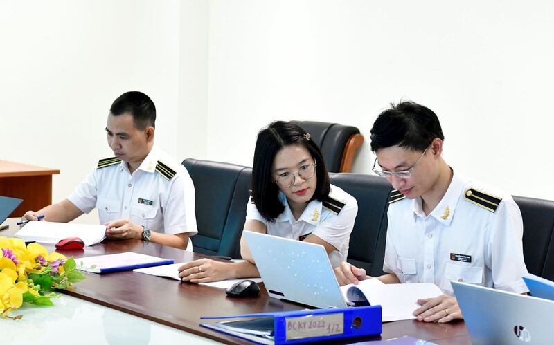 Dù công nghệ có phát triển đến đâu, trách nhiệm cuối cùng vẫn thuộc về kiểm toán viên. Ảnh: TL