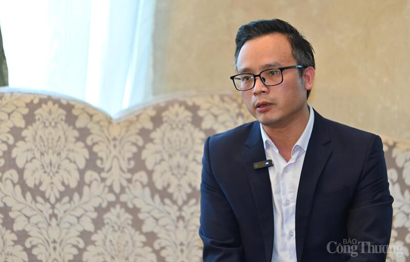 Ông Nguyễn Hùng Mạnh, đại diện phụ trách công tác truyền thông tại Công ty Điện lực Thanh Hóa. Ảnh: Nam Nguyễn