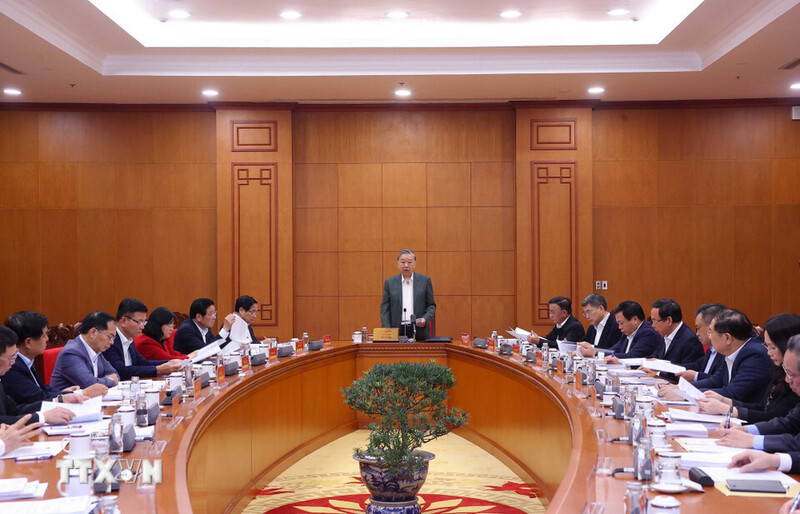 Tổng Bí thư Tô Lâm chủ trì buổi làm việc với Thường trực các Tiểu ban Đại hội XIV của Đảng. Ảnh: TTXVN