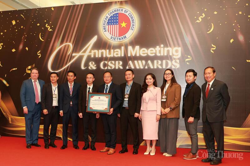 Giải thưởng công nhận trách nhiệm xã hội doanh nghiệp AmCham 2025. Ảnh: Quỳnh Trang