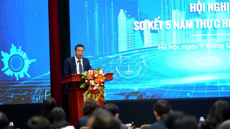 Ông Lê Xuân Định, Thứ trưởng Bộ Khoa học và Công nghệ phát biểu định hướng tại hội nghị. Ảnh: VOV