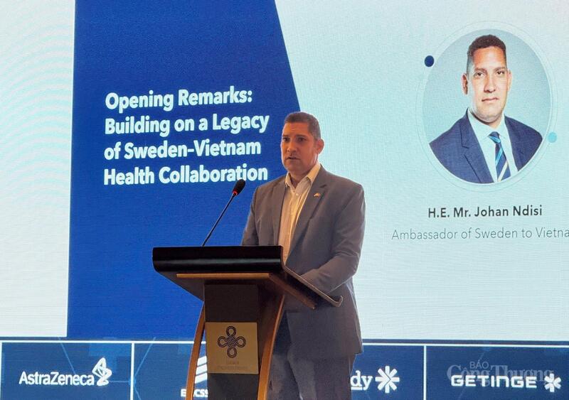 Đại sứ Thuỵ Điển tại Việt Nam - ông Jonah Ndisi. Ảnh: Diệu Anh