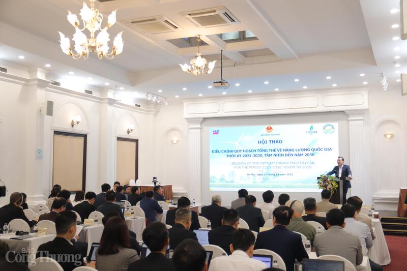 Quang cảnh hội thảo. Ảnh: Thanh Tuấn