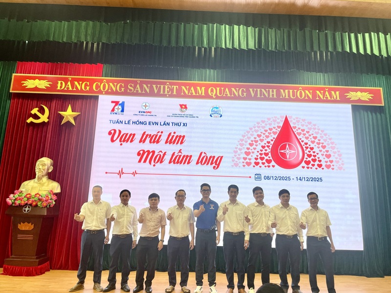 CBCNV Công ty Thủy điện Quảng Trị tham gia hiến máu Tuần lễ hồng EVN lần thứ XI