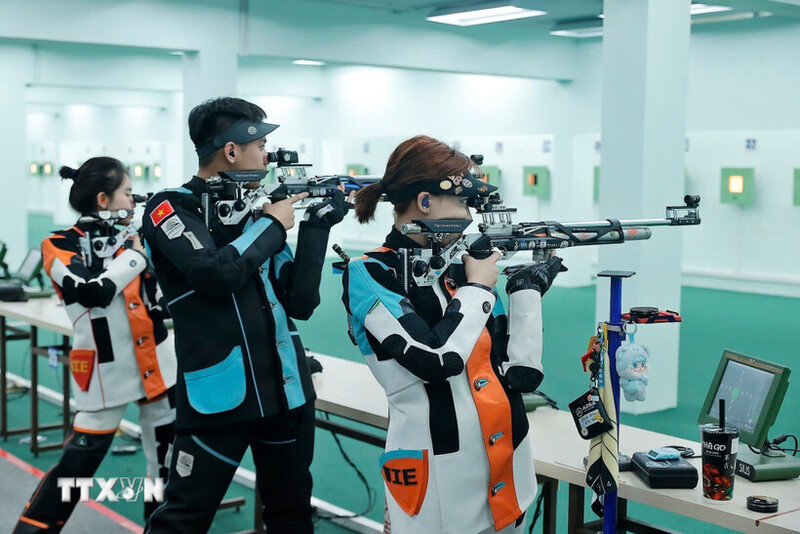 Các xạ thủ của Đoàn Thể thao Việt Nam tại SEA Games 33. Ảnh: TTXVN