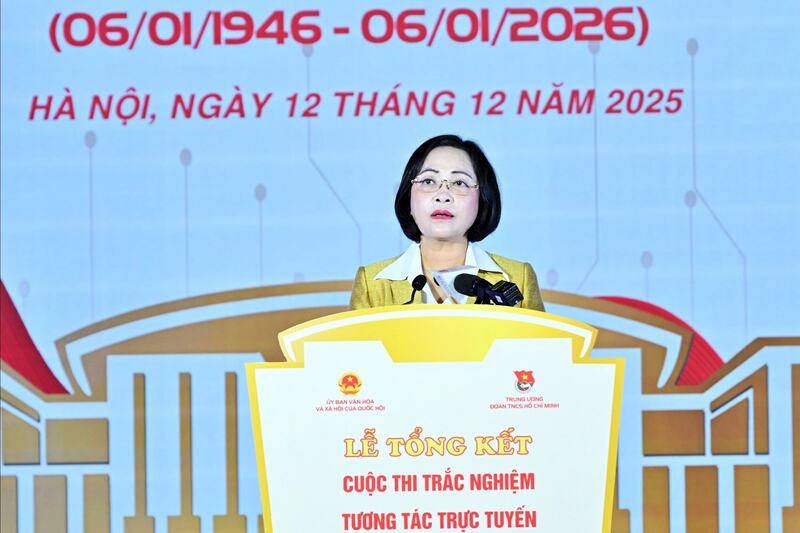 Phó Chủ tịch Quốc hội Nguyễn Thị Thanh phát biểu tại lễ tổng kết cuộc thi. Ảnh: Quang Khánh