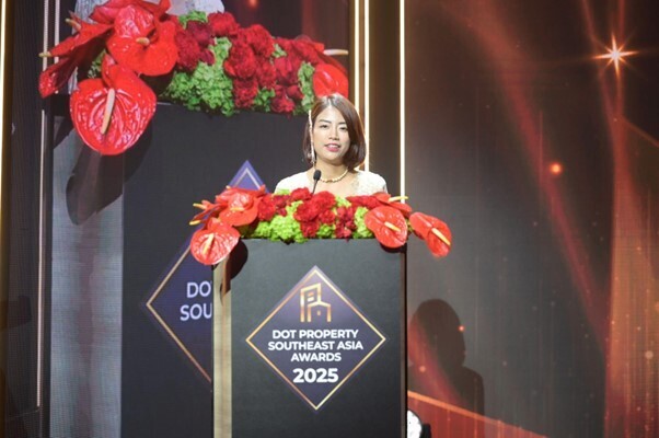 Đại diện ROX Lease phát biểu tại Lễ trao giải