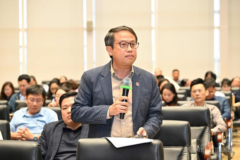 Cử tri Hải Phòng kiến nghị, đề xuất nhiều nội dung, tập trung vào các lĩnh vực y tế, giáo dục đào tạo, nông nghiệp và môi trường...