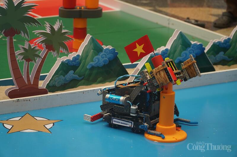 Trận đấu sẽ kết thúc khi một trong 2 đội cắm được cờ lên cột mốc quần đảo Hoàng Sa hoặc Trường Sa; hoặc khi hết giờ thi đấu quy định.