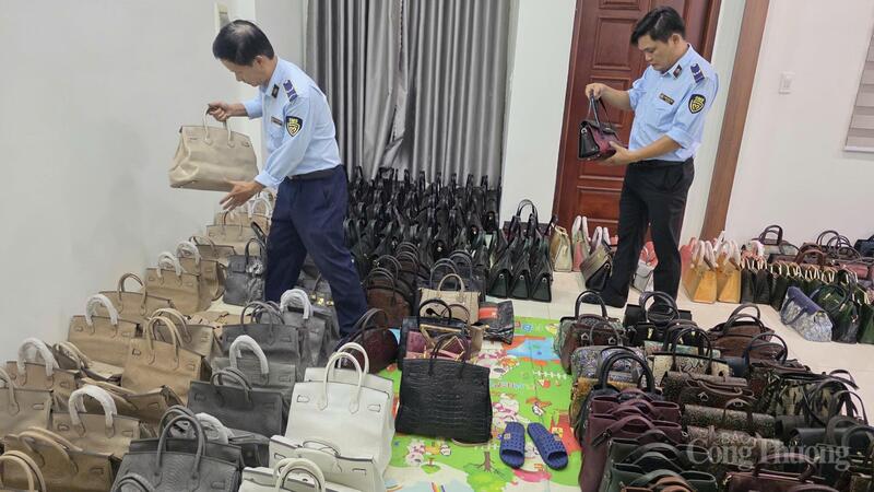 Lực lượng chức năng siết chặt, xử lý nghiêm các hành vi tiêu cực, bao che, tiếp tay cho buôn lậu, gian lận thương mại và hàng giả.