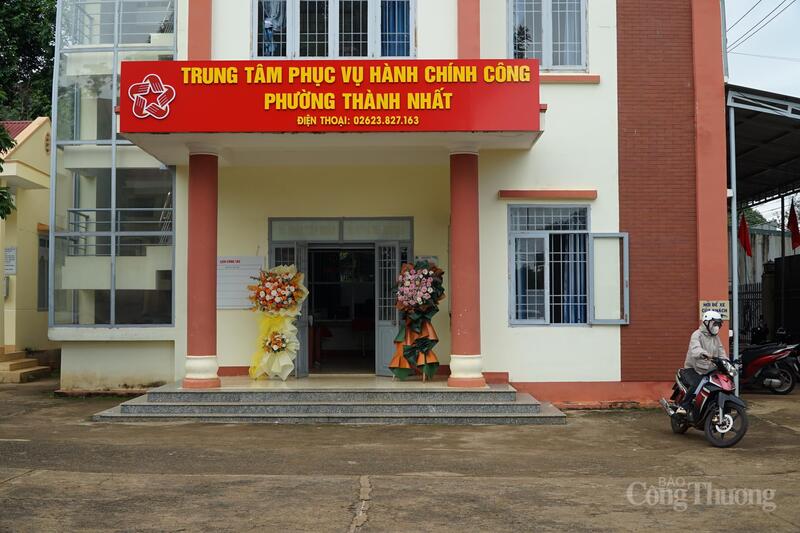 Trung tâm phục hành chính công phường Thành Nhất. Ảnh: Vũ Long