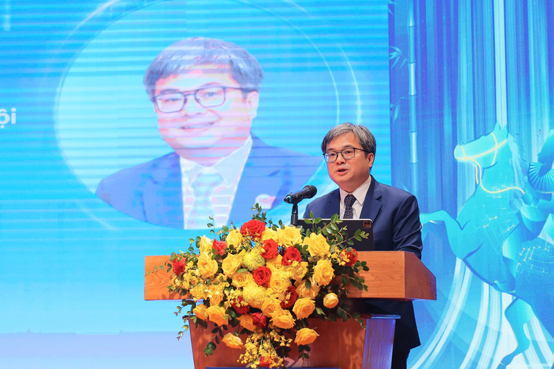 Phó Chủ tịch UBND TP. Hà Nội Trương Việt Dũng phát biểu tại diễn đàn. Ảnh: Thu Hiền