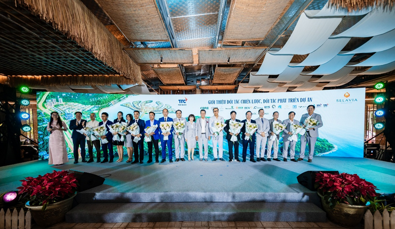 Buổi gặp gỡ chia sẻ vào ngày 11/12/2025 đã đánh dấu cột mốc quan trọng trong hành trình phát triển của Selavia, mở ra giai đoạn tăng trưởng mới.