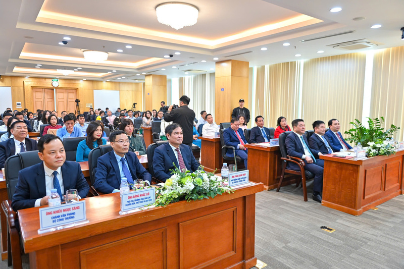 Các đại biểu tham dự lễ trao giải. Ảnh: Nam Nguyễn