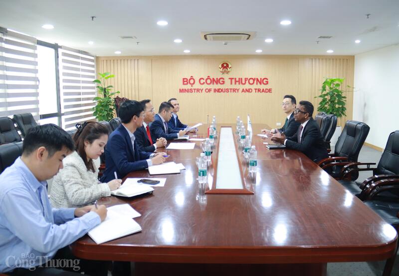 Việt Nam trở thành thành viên của IRENA được thực hiện trên cơ sở phù hợp với chủ trương, đường lối của Đảng và Nhà nước về chuyển dịch năng lượng, phát triển năng lượng tái tạo. Ảnh: Thanh Tuấn.