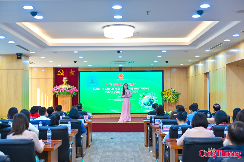 Lễ trao giải cuộc thi Báo chí viết về bảo vệ môi trường ngành Công Thương năm 2025 nhằm tôn vinh những tác phẩm báo chí tiêu biểu, có đóng góp quan trọng đối với công tác bảo vệ môi trường ngành Công Thương.