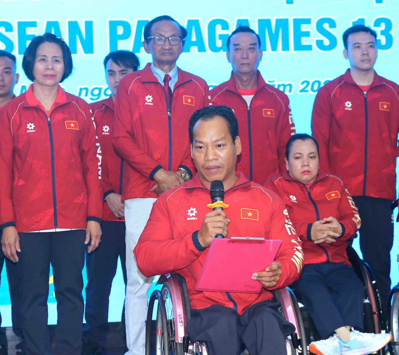 Lực sĩ Lê Văn Công khẳng định sẽ nỗ lực thi đấu hết mình để mang vinh quang về cho Tổ quốc. Ảnh: Lê Hoàng