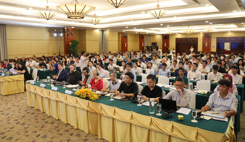 Đại biểu trong nước và quốc tế tham dự sự kiện. Ảnh: Minh Khuê.