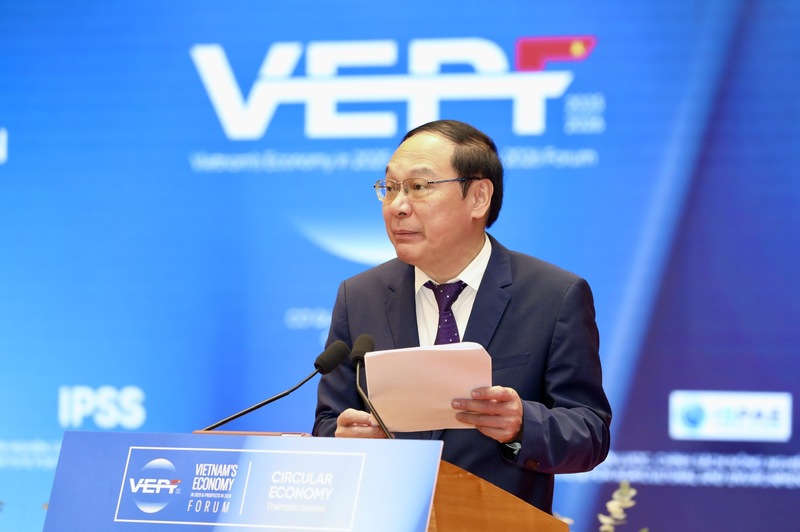 Ông Lê Công Thành, Thứ trưởng Bộ Nông nghiệp và Môi trường