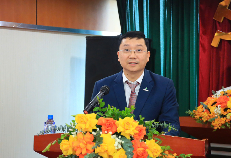 TS. Nguyễn Văn Tư - Phó Viện trưởng phụ trách VPI