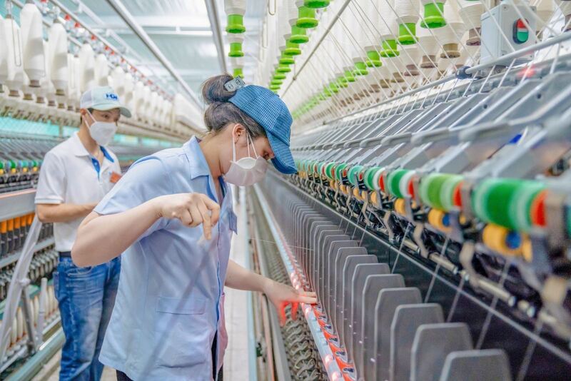 Tiêu chí xuất xứ đối với hàng dệt may trong CPTPP chặt hơn so với các FTA khác mà Việt Nam tham gia. Ảnh: Nguyễn Giang