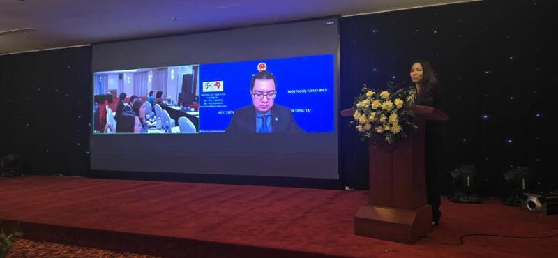 Bà Nguyễn Minh Phương, Trưởng Phòng Tây Á - châu Phi, Vụ Phát triển thị trường nước ngoài thông tin về những ưu đãi thuế quan trong VIFTA.