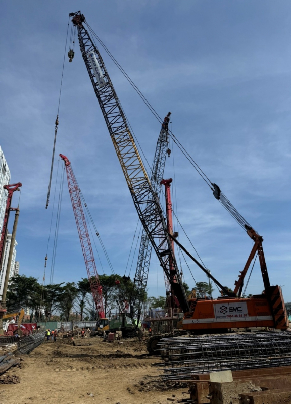 Phần móng công trình sẽ được thi công xong trong tháng 12 năm 2026.