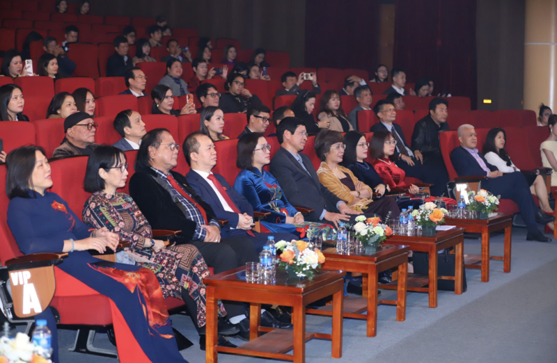 Các đại biểu tham dự sự kiện. Ảnh: VH