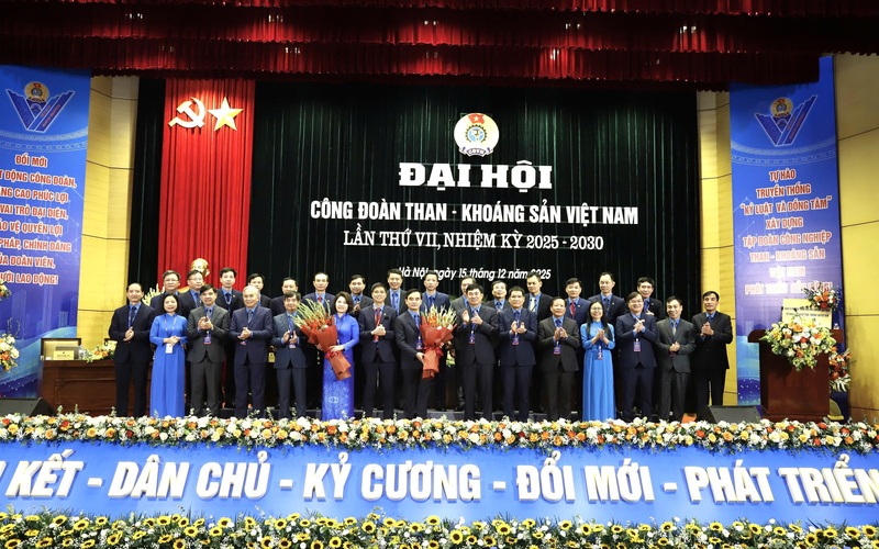 Đại hội Công đoàn Than - Khoáng sản Việt Nam lần thứ VII thành công tốt đẹp.