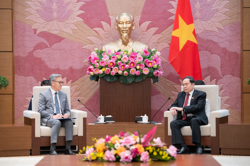 Chủ tịch Quốc hội Trần Thanh Mẫn tiếp Bộ trưởng Bộ Ngoại giao Lào. Ảnh: VPQH