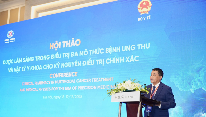 GS.TS Lê Văn Quảng - Giám đốc Bệnh viện K phát biểu tại hội thảo. Ảnh: Trần Minh