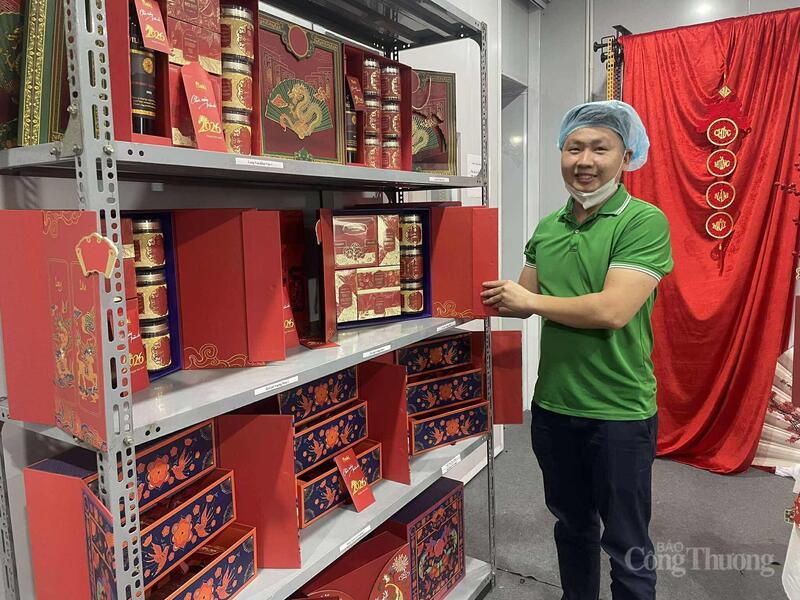 Các set quà Tết được Công ty Cổ phần Thực phẩm Sức khỏe Baker Baking Food thiết kế hướng tới sự trọn vẹn trong trải nghiệm của khách hàng.