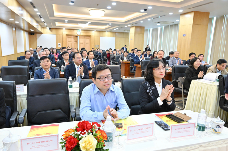 Các đại biểu tham dự hội nghị