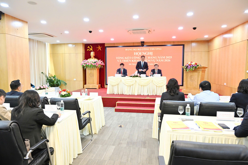 Toàn cảnh hội nghị.