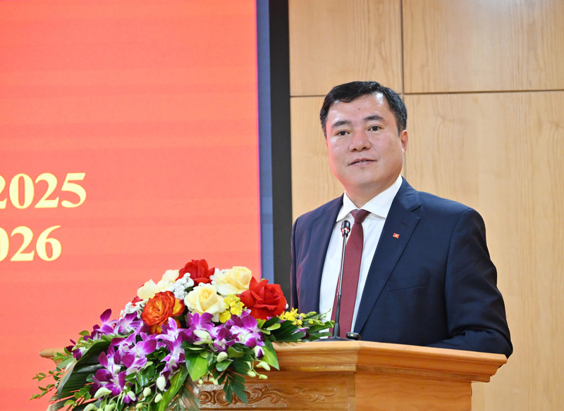 Đồng chí Nguyễn Sinh Nhật Tân, Ủy viên Ban Thường vụ, Phó Bí thư Thường trực Đảng ủy, Thứ trưởng Bộ Công Thương phát biểu kết luận hội nghị.