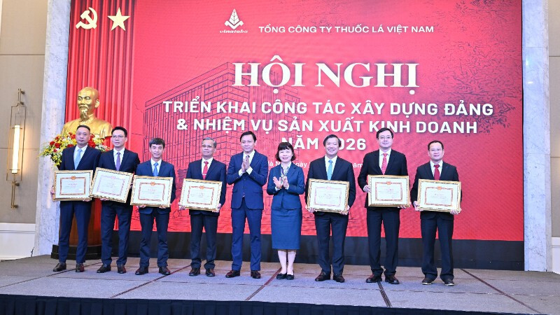 Các cá nhân, đơn vị thuộc Vinataba được nhận khen thưởng trong công tác xây dựng Đảng năm 2025.