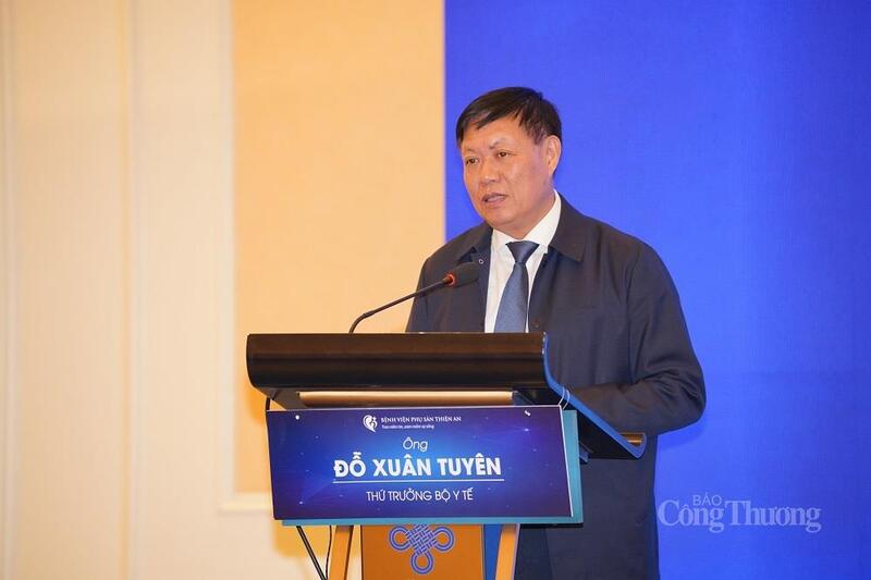 Thứ trưởng Bộ Y tế Đỗ Xuân Tuyên phát biểu tại sự kiện. Ảnh: H.S