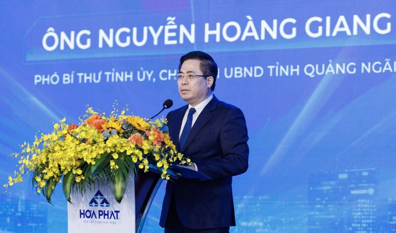 Chủ tịch UBND tỉnh Quảng Ngãi Nguyễn Hoàng Giang phát biểu tại buổi lễ