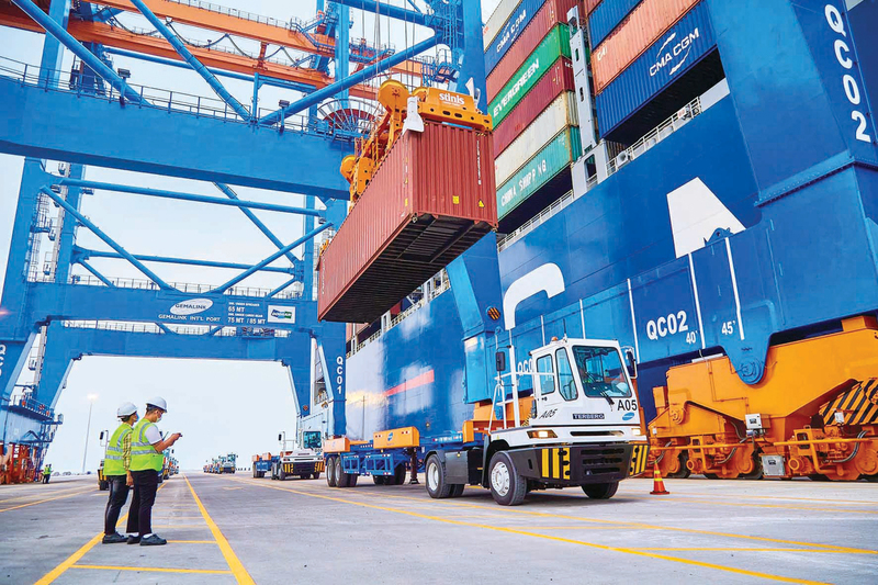 Dự kiến năm 2025, xuất nhập khẩu Việt Nam đạt kỷ lục lịch sử với 920 tỷ USD