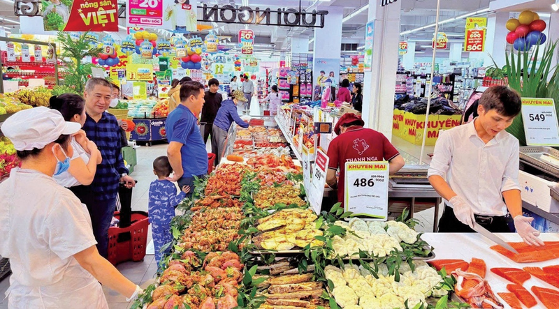 Thị trường nội địa là trụ đỡ quan trọng cho nền kinh tế.