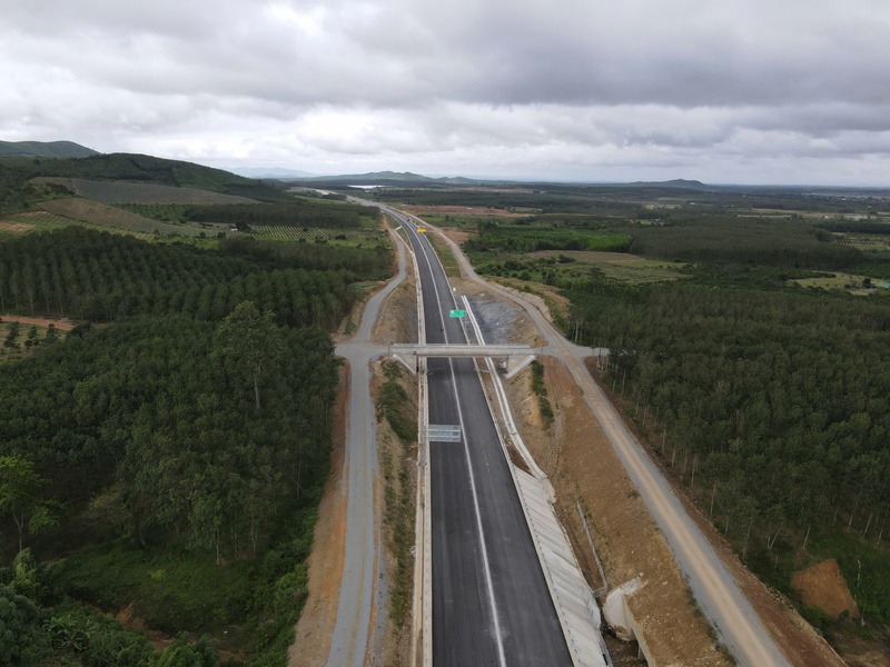 Dự án thành phần 3, thuộc Dự án cao tốc Khánh Hòa - Buôn Ma Thuột. Ảnh: Vũ Long