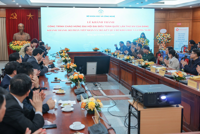 Lễ khánh thành bộ phận tiếp nhận và trả kết quả của Bộ Khoa học và Công nghệ