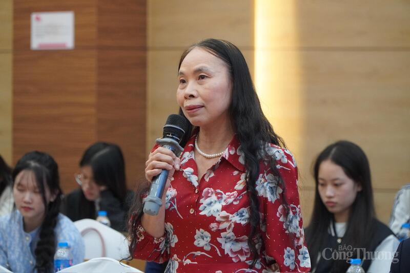 Bà Lý Thị Minh Hà, Phó Chủ tịch kiêm Tổng Thư ký Hiệp hội Dệt may thành phố Hà Nội