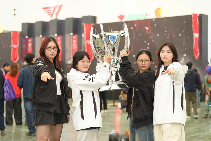 T1 là đội tuyển eSport sở hữu lượng fan đông đảo nhất tại Việt Nam