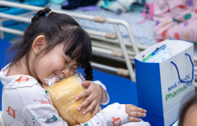 Niềm vui của các bệnh nhi tại Bệnh viện Nhi Trung ương dịp 1/6 là động lực to lớn để Pharmacity tiếp tục cống hiến.