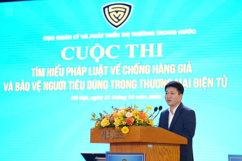 Ông Nguyễn Thanh Bình, Phó Cục trưởng Cục Quản lý và Phát triển thị trường trong nước phát biểu khai mạc cuộc thi. Ảnh: Quyên Quyên