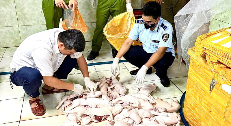 Trong thời gian tới, các ngành chức năng của tỉnh Quảng Ngãi tăng cường siết chặt quản lý ATTP trên địa bàn. Ảnh: Tuệ Lâm